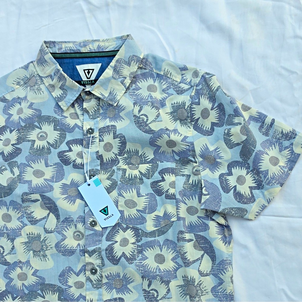 Vissla Men's Cotton Short Sleeve Button-Up Hawaiian Floral S Blue/Beige #253